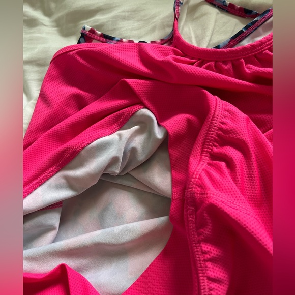 Girls pink athletic tank top with a double layer - Picture 4 of 8